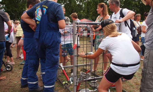 OLYMPUS DIGITAL CAMERA