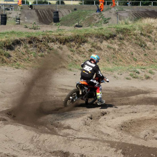 20190803_550P_022017