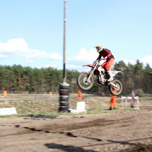 20190803_550P_022125